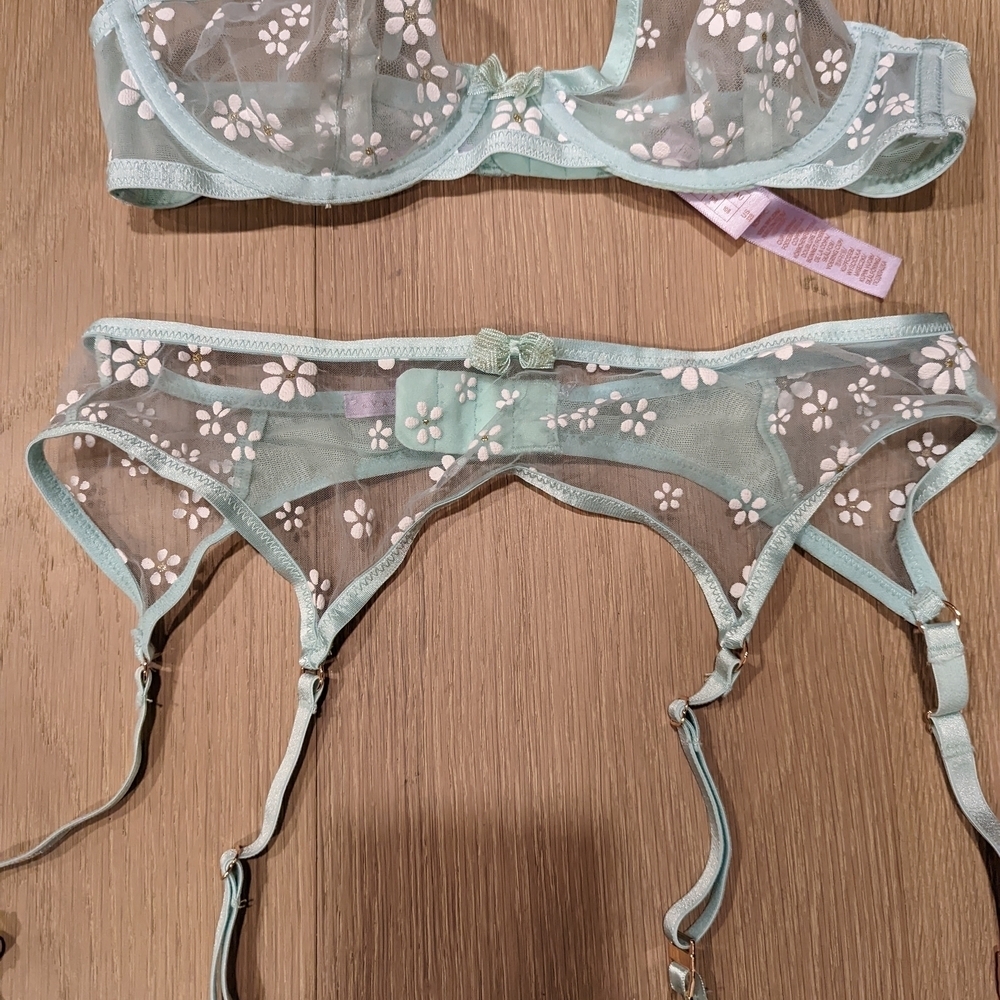 Sheer Floral Lingerie Set in Light Blue - Picture 8 of 9